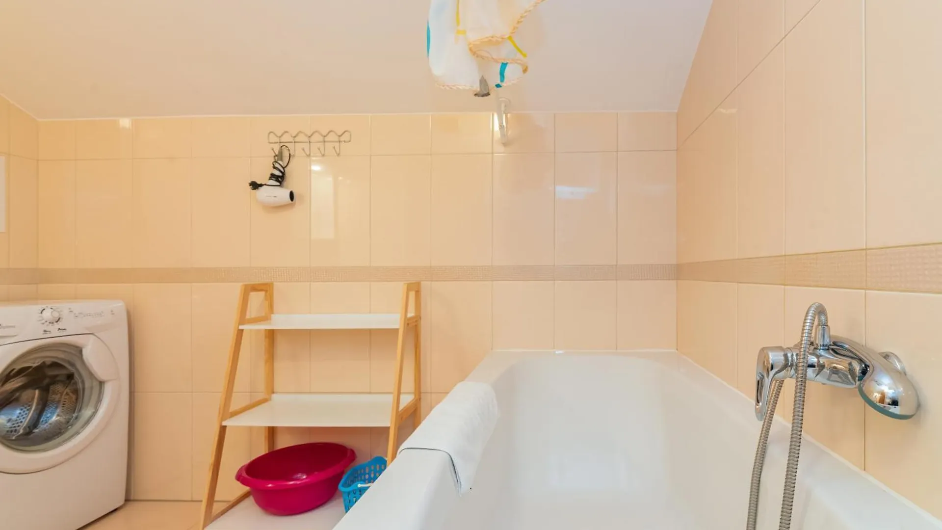 Apartments Mimoza Baška 0*,