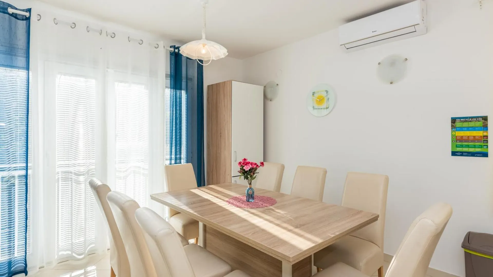 Apartments Mimoza Baška 0*,
