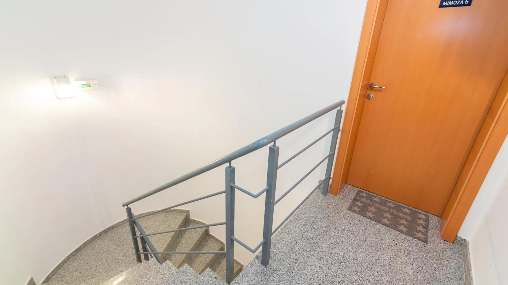 Apartments Mimoza Baska  Baska (Krk)