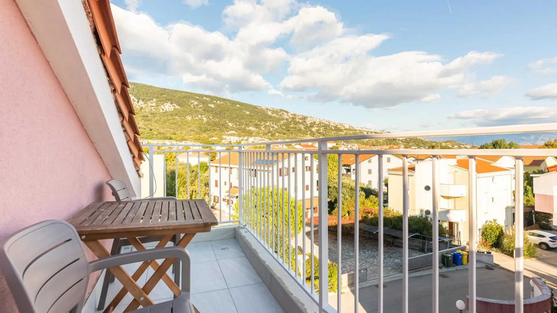Apartments Mimoza Baska
